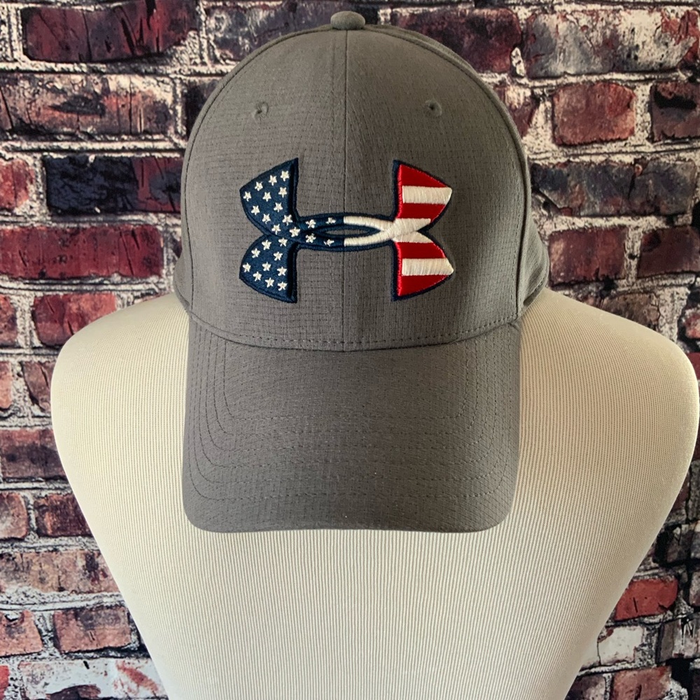 Under Armour Mens L Freedom Blitzing Grey American Flag Embroidered Hat